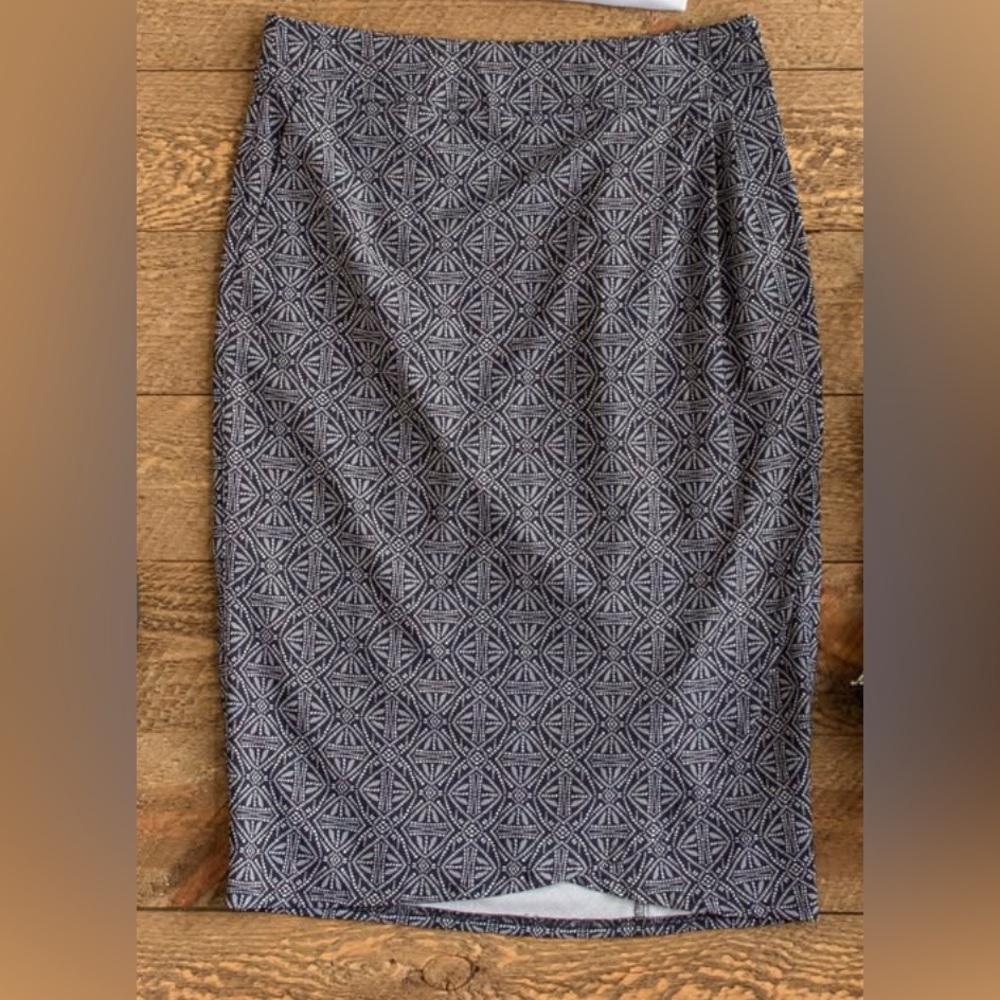 Geometric Black and White Skirt